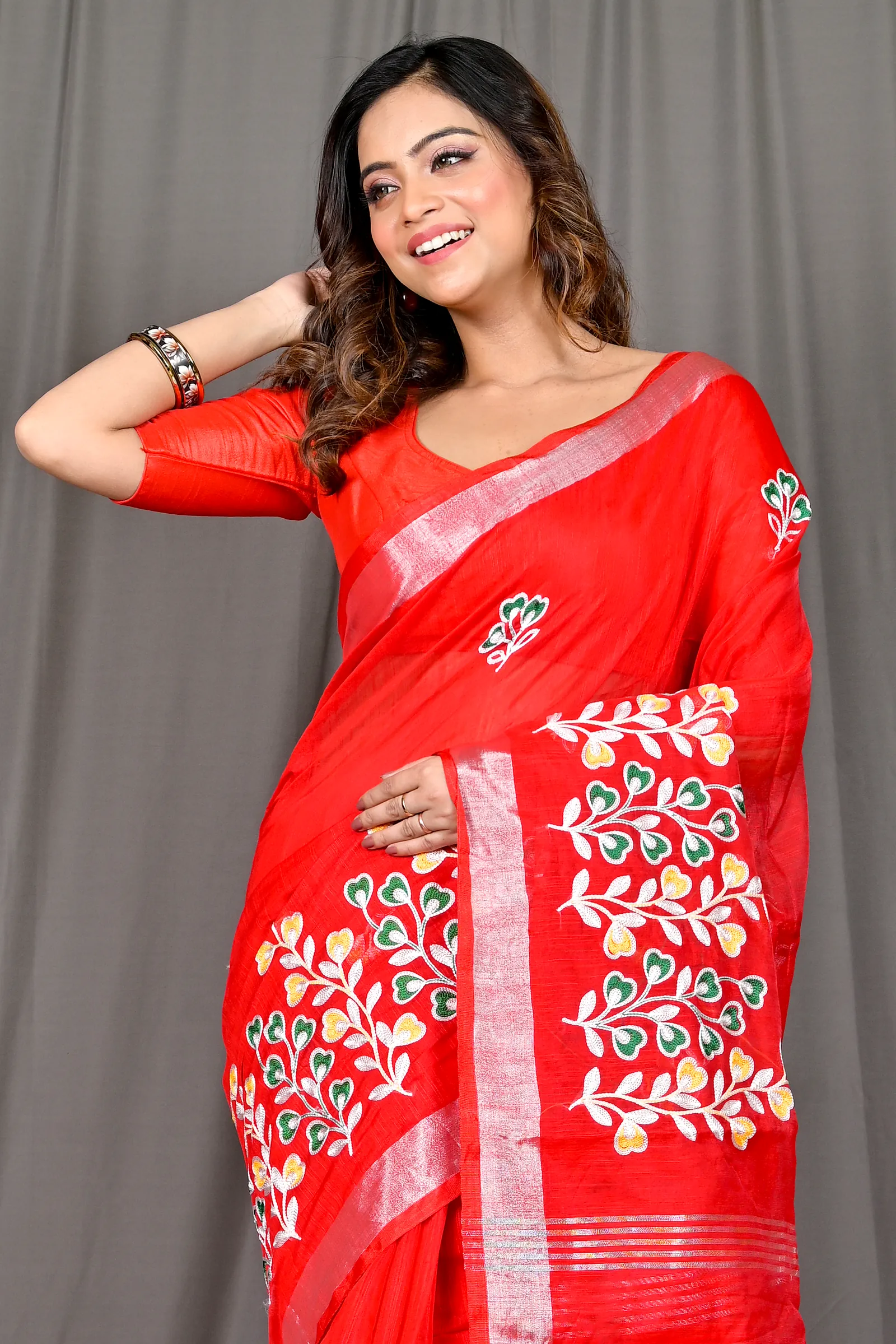 Red Cotton Blended Paroni Embroidery Handloom saree (492)